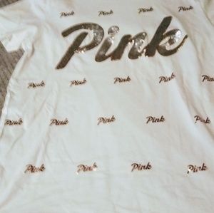 Pink tee shirt